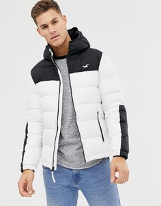 Белый пуховик с капюшоном и логотипом Hollister - Белый