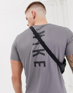 Фиолетовая футболка с принтом на спине Nike Running Miler Tech 928307-036 - Фиолетовый