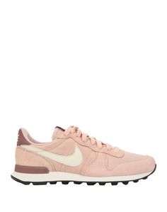 Низкие кеды и кроссовки Nike