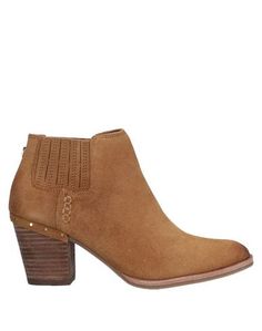 Полусапоги и высокие ботинки Steve Madden