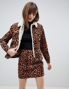 Вельветовая куртка с леопардовым принтом и воротником борг ASOS DESIGN - Мульти
