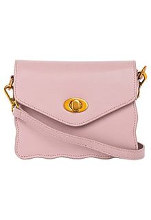 Розовая сумка-клатч La Reine Blanche