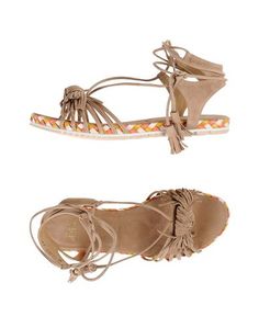 Сандалии Stuart Weitzman