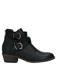 Полусапоги и высокие ботинки Guess