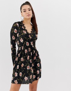 Плиссированное платье мини с запахом и цветочным принтом ASOS DESIGN print - Мульти