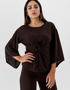 Комбинируемый топ шоколадного цвета с перекрученной отделкой и широкими рукавами Boohoo - Коричневый