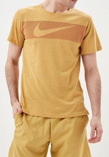 Футболка спортивная Nike