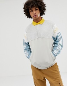 Серый свитшот с тремя полосками adidas Originals DV3147 - Белый
