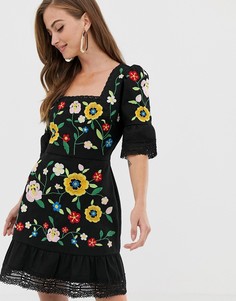 Платье мини с квадратным вырезом, вышивкой и кружевными вставками ASOS DESIGN - Черный