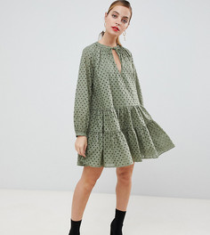 Платье-трапеция мини с вышивкой ришелье ASOS DESIGN Petite - Зеленый