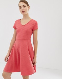 Платье с V-образным вырезом b.Young - Розовый
