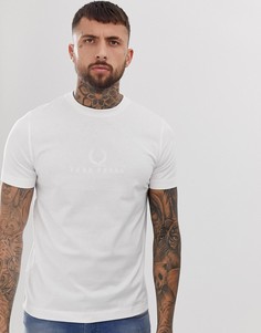 Белая футболка с вышивкой Fred Perry Sports Authentic - Белый
