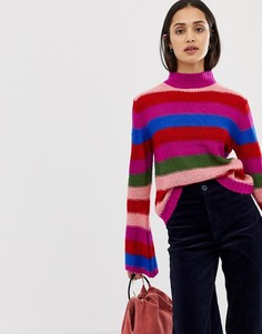 Пушистый джемпер в полоску с высоким воротом и рукавами клеш QED London - Мульти