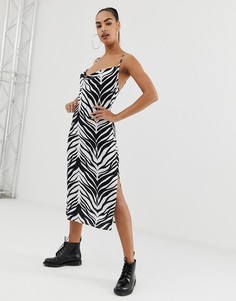 Платье-комбинация миди со свободным воротом и тигровым принтом ASOS DESIGN - Мульти