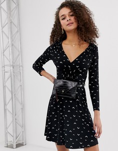 Черное приталенное платье с присборенной отделкой Miss Selfridge - Черный