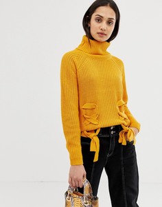 Джемпер с высоким воротом и отделкой лесенка QED London - Оранжевый