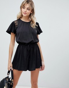 Комбинезон с открытой спиной, расклешенными рукавами и кружевом ASOS DESIGN - Черный