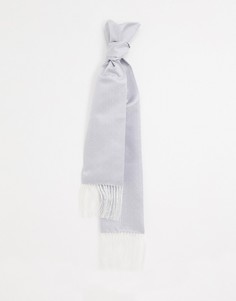 Серебристый шарф с бахромой Twisted Tailor - Серебряный