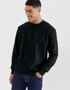 Черный флисовый свитшот с вышивкой Fred Perry - Черный