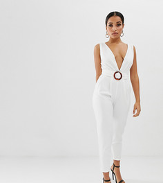 Комбинезон галифе с глубоким вырезом, поясом и пряжкой ASOS DESIGN Petite - Белый