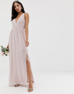 Эксклюзивное серо-коричневое платье макси с плиссировкой и отделкой сзади TFNC bridesmaid - Коричневый