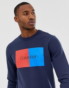 Темно-синий свитшот в стиле колор блок с логотипом Calvin Klein - Темно-синий