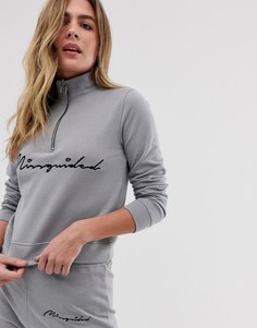 Топ с высоким воротом на молнии и шорты серого цвета в стиле casual Missguided - Серый