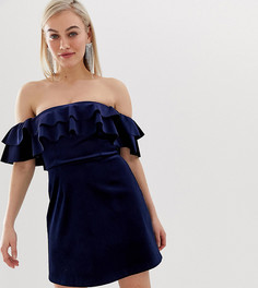 Бархатное платье мини с открытыми плечами и оборками ASOS DESIGN Petite - Красный