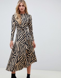 Платье макси с завязкой на талии и звериным принтом ASOS DESIGN - Мульти