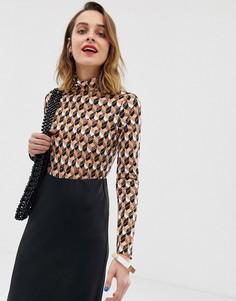 Топ с высоким воротником и геометрическим принтом River Island - Коричневый