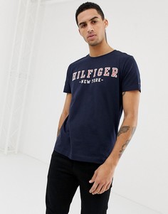 Темно-синяя футболка с логотипом на груди Tommy Hilfiger - Темно-синий