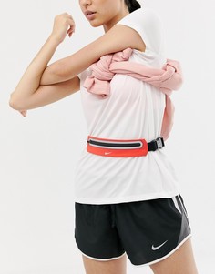 Расширяющаяся сумка-кошелек на пояс для бега Nike - Красный