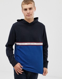 Синий свитшот в стиле колор блок с фирменной лентой на груди Abercrombie & Fitch - Темно-синий