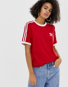 Красная футболка с тремя полосками adidas Originals adicolor - Красный