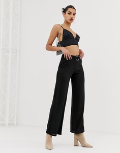Черные брюки с широкими штанинами и кольцом Boohoo - Черный