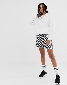 Шорты в черно-белую клетку adidas Originals - Черный