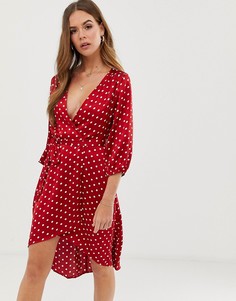 Атласное платье в горошек с запахом In The Style Binky - Мульти