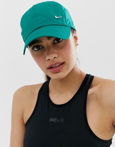 Зеленая кепка с эффектом металлик и логотипом-галочкой Nike - Зеленый