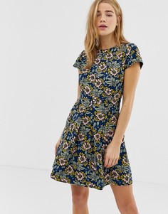 Платье-трапеция с цветочным принтом QED London - Мульти