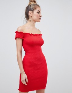 Облегающее платье с открытыми плечами Glamorous - Красный
