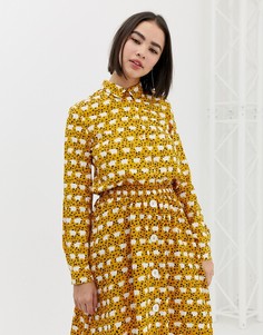 Желтая свободная блузка с принтом овец Monki - Желтый