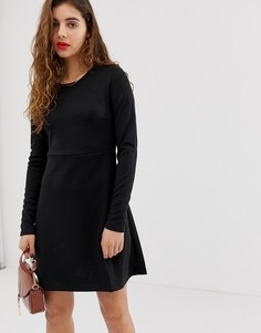 Короткое приталенное платье с длинными рукавами Pieces Wonder - Черный