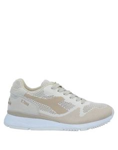 Низкие кеды и кроссовки Diadora