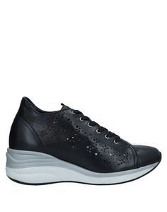 Низкие кеды и кроссовки Cesare Paciotti 4US