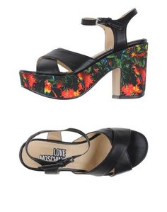 Сандалии Love Moschino