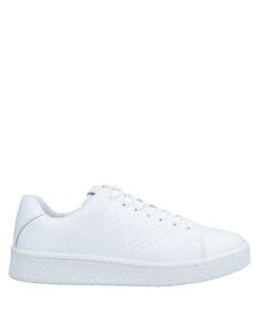 Низкие кеды и кроссовки Guess