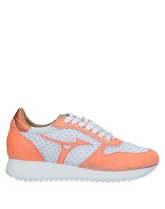 Низкие кеды и кроссовки Mizuno