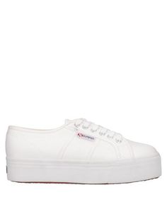 Низкие кеды и кроссовки Superga