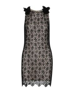 Короткое платье Valentino