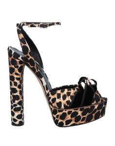 Сандалии Casadei
